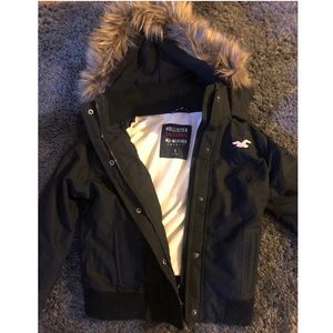 Hollister women’s All-Weather jacket
